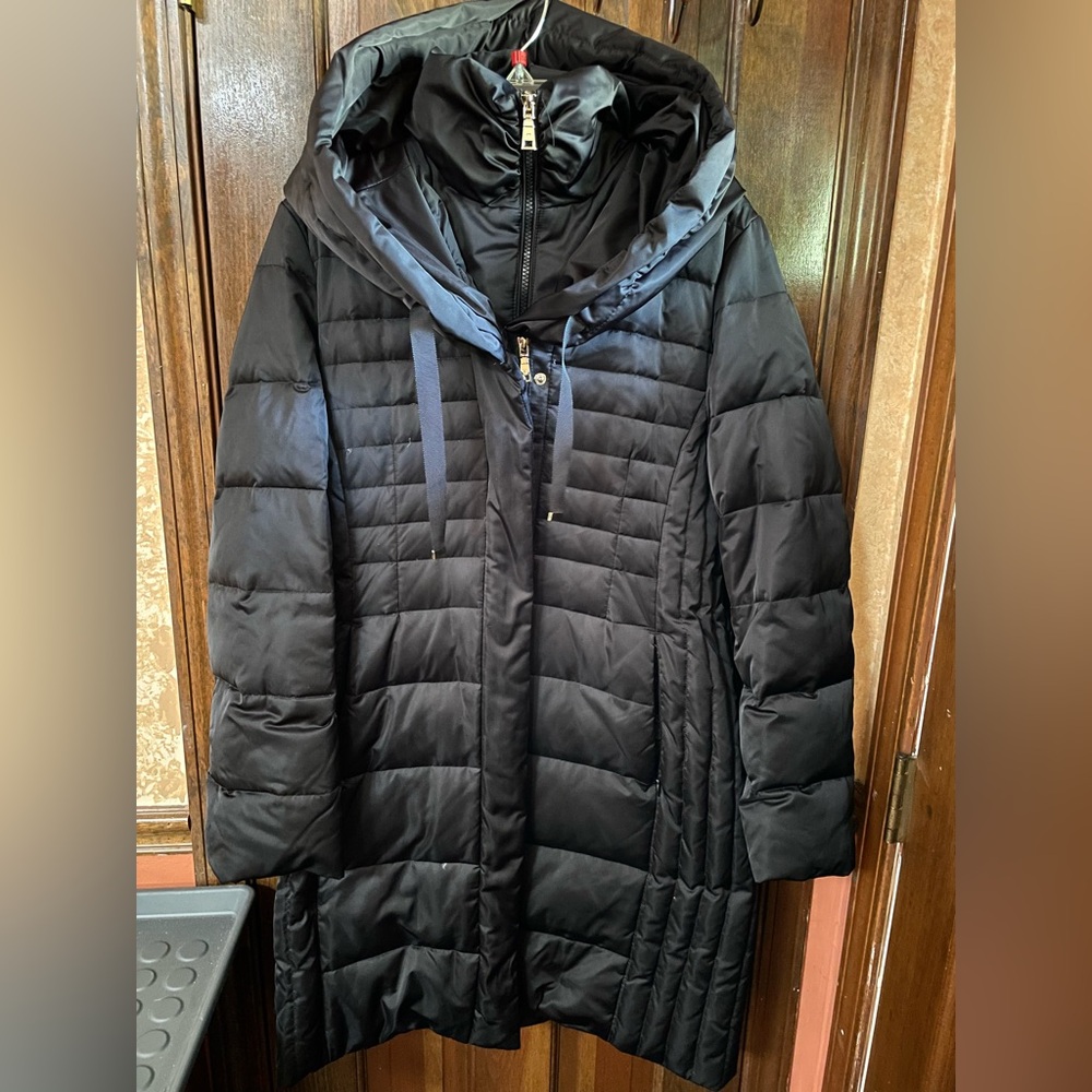 Tahari Black Quilted Long Jacket with Hood